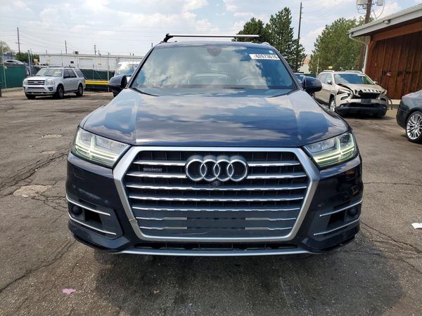 2017 AUDI Q7 quattro Prestige