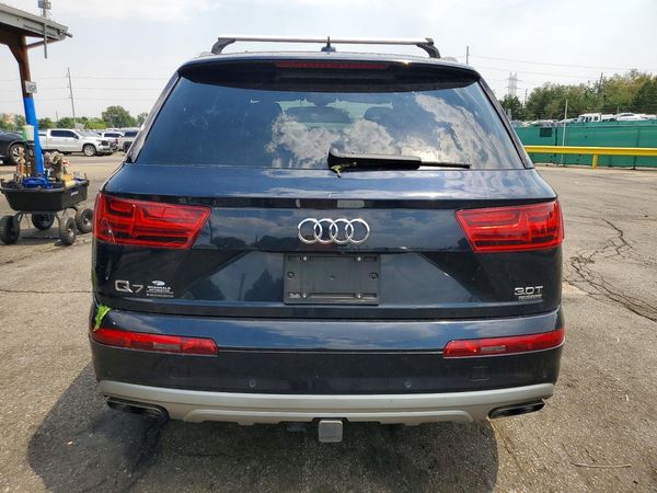 2017 AUDI Q7 quattro Prestige