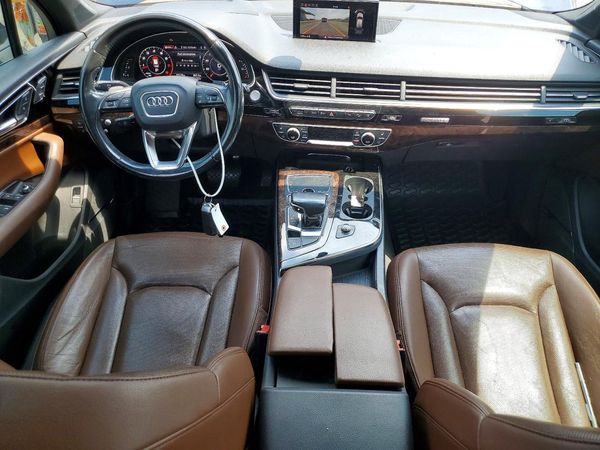 2017 AUDI Q7 quattro Prestige