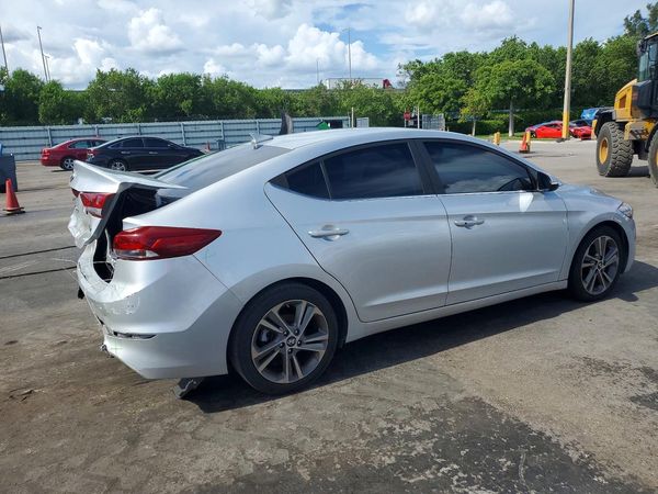 2018 HYUNDAI ELANTRA