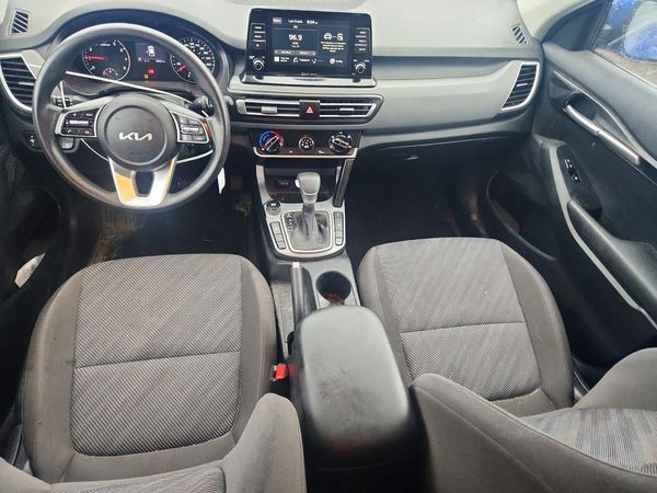 2022 KIA SELTOS LX