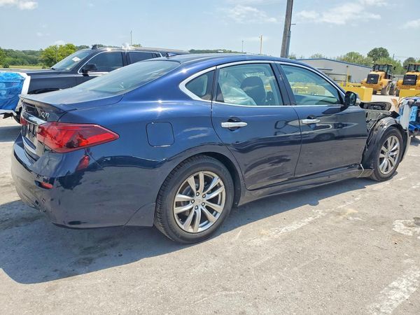 2019 INFINITI Q70