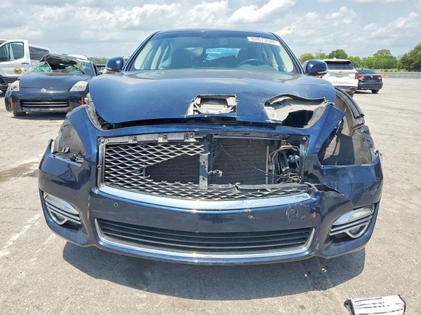 2019 INFINITI Q70