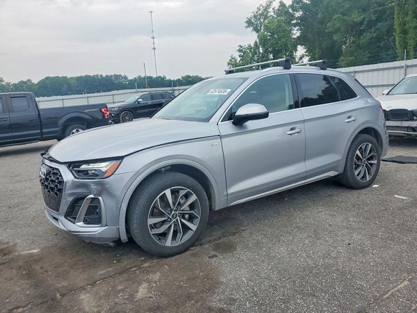 2022 AUDI Q5