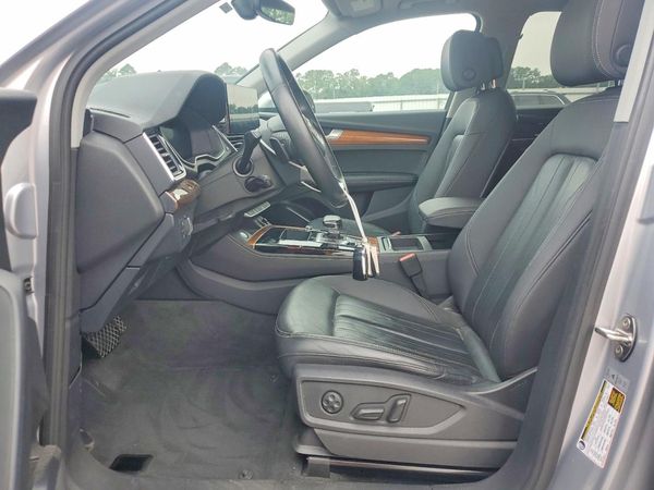 2022 AUDI Q5