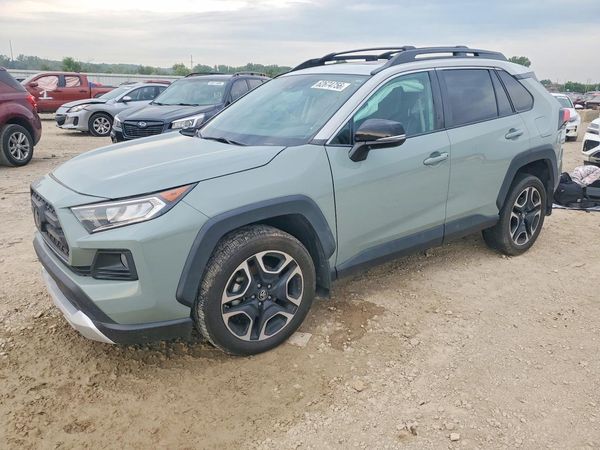 2019 TOYOTA RAV4