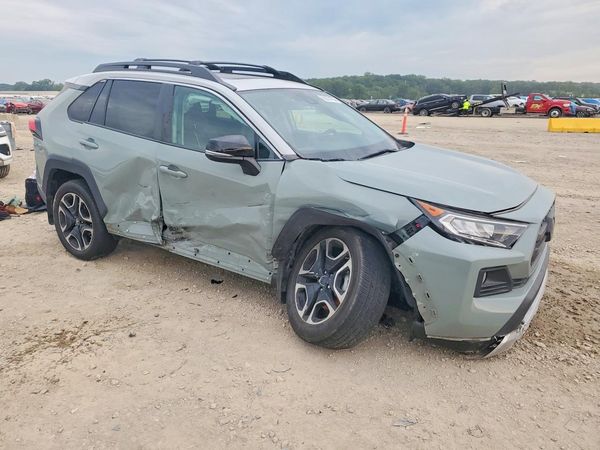 2019 TOYOTA RAV4