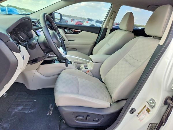 2022 NISSAN ROGUE SPORT SV