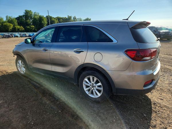 2019 KIA SORENTO L, LX, S