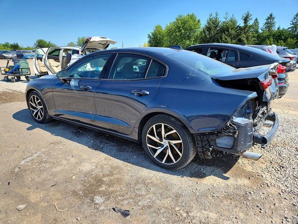 2020 VOLVO S60