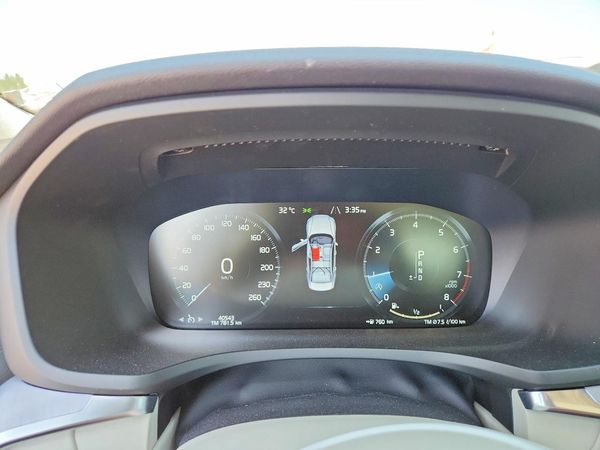 2020 VOLVO S60