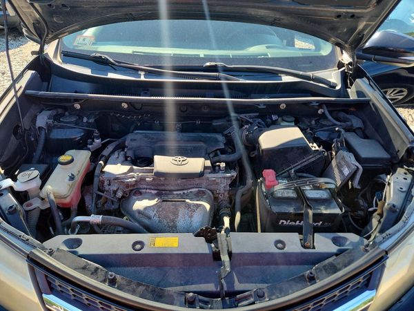 2015 TOYOTA RAV4