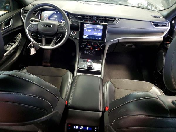 2022 JEEP GRAND CHEROKEE L LAREDO 4X4