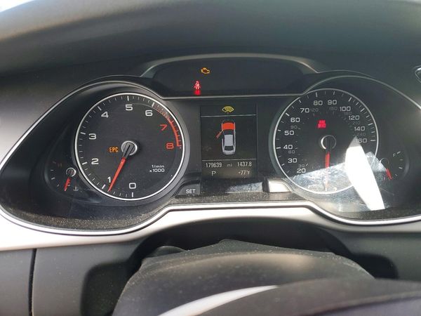 2014 AUDI A4 quattro Premium