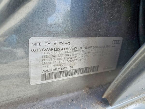 2014 AUDI A4 quattro Premium