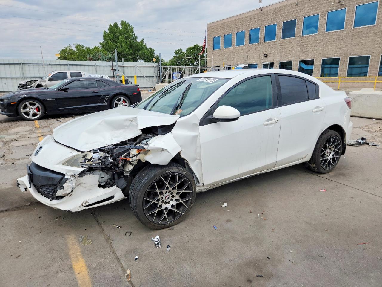 2013 MAZDA 3 Touring/GS