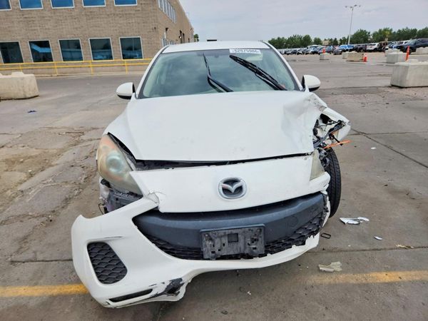 2013 MAZDA 3 Touring/GS