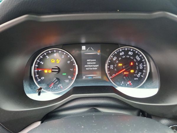 2019 TOYOTA RAV4 XLE Premium