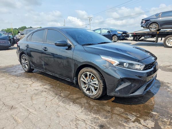 2022 KIA FORTE FE, LXS