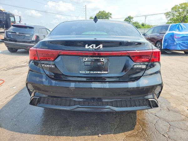 2022 KIA FORTE FE, LXS