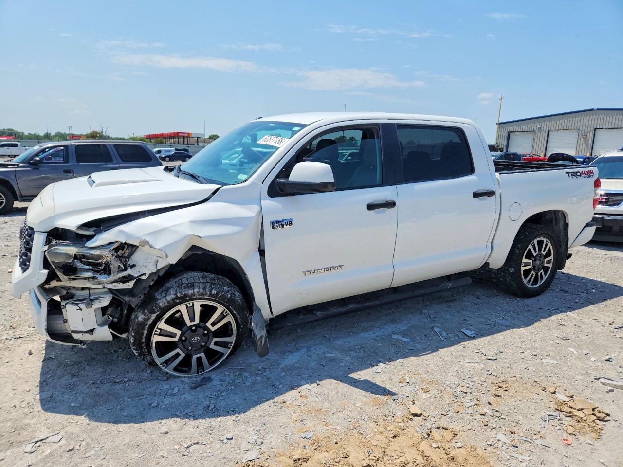 2018 TOYOTA TUNDRA SR5