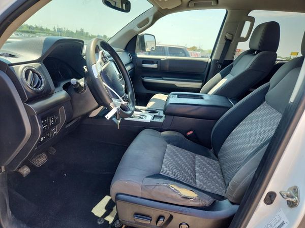 2018 TOYOTA TUNDRA SR5