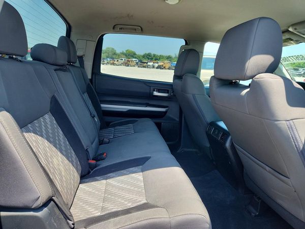 2018 TOYOTA TUNDRA SR5
