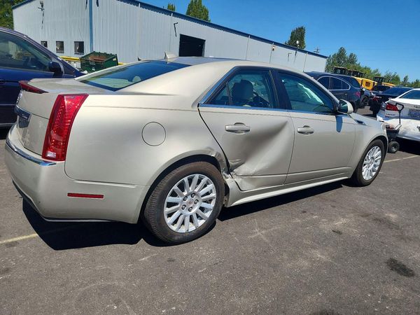 2013 CADILLAC CTS Luxury