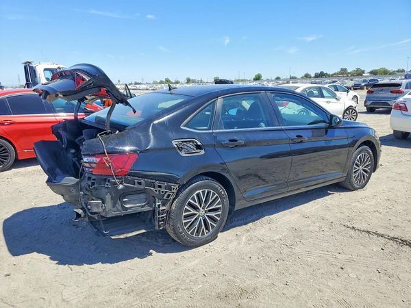 2021 VOLKSWAGEN JETTA S / SE / R-Line