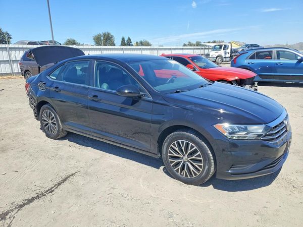 2021 VOLKSWAGEN JETTA S / SE / R-Line