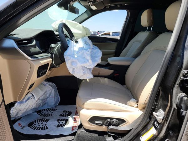 2026 JEEP CHEROKEE Limited — DENT