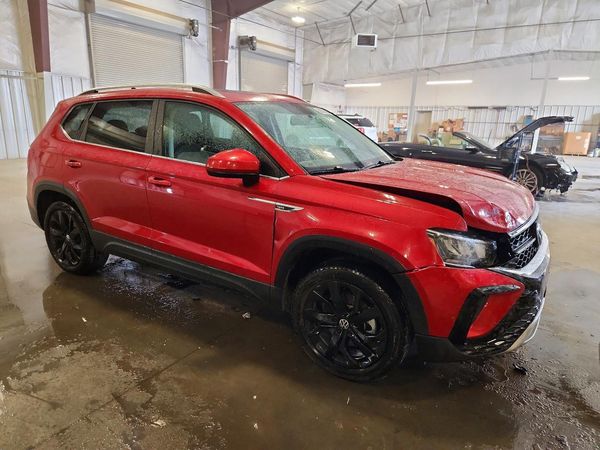 2022 VOLKSWAGEN TAOS SE
