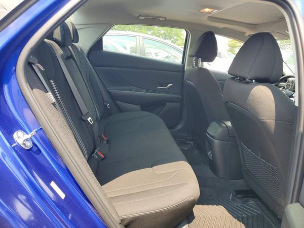 2025 HYUNDAI ELANTRA SEL Convenience — PSRS