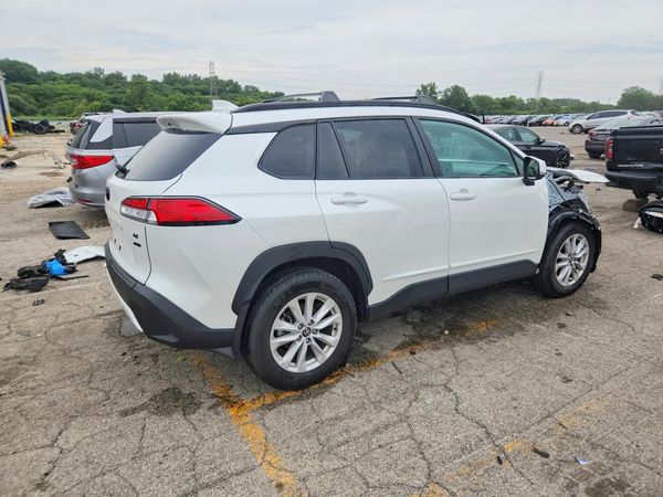 2022 TOYOTA COROLLA CROSS LE