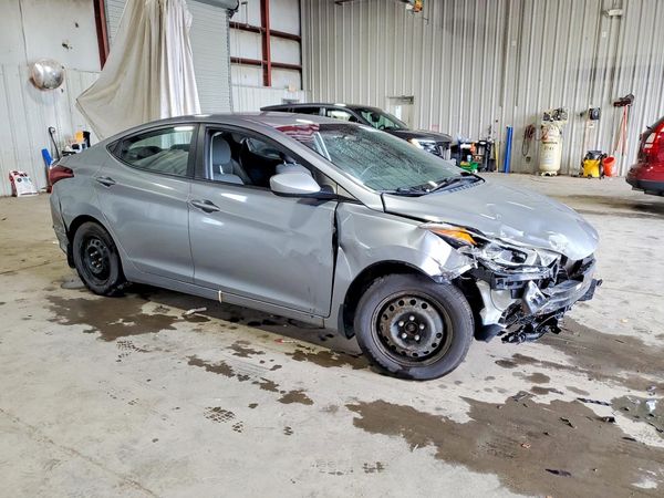 2016 HYUNDAI ELANTRA — Passenger 3/4