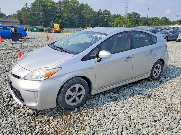 2014 TOYOTA PRIUS