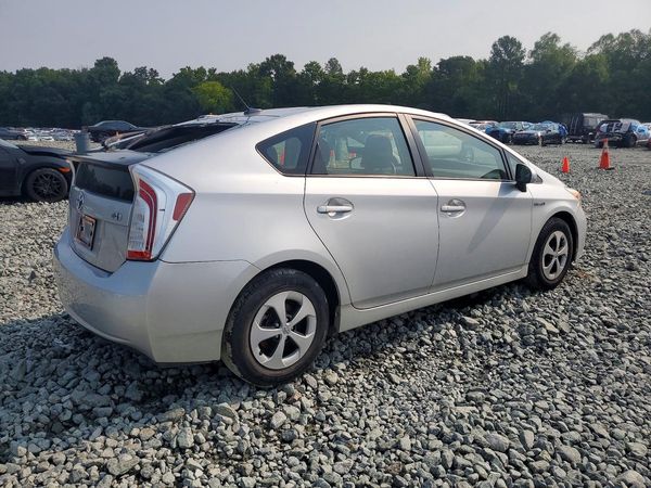 2014 TOYOTA PRIUS