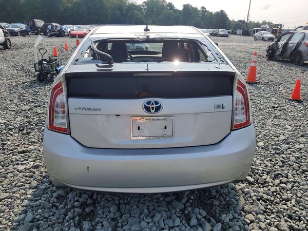 2014 TOYOTA PRIUS