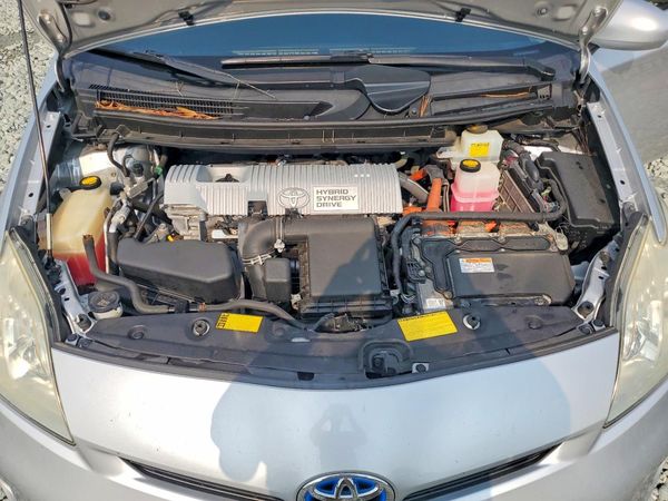 2014 TOYOTA PRIUS