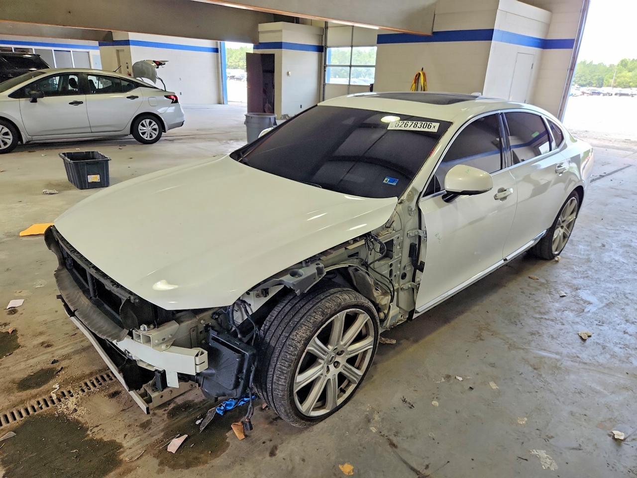 2018 VOLVO S90 Inscription