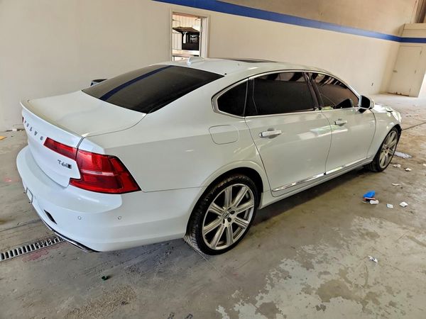 2018 VOLVO S90 Inscription