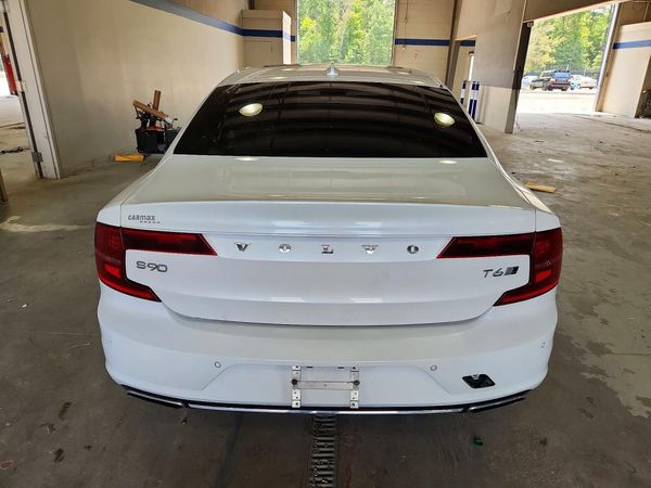 2018 VOLVO S90 Inscription