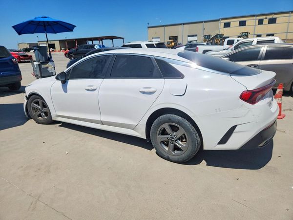 2022 KIA K5