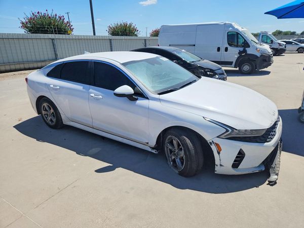 2022 KIA K5