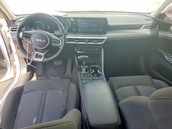 2022 KIA K5