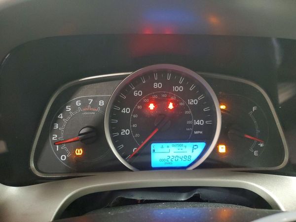 2015 TOYOTA RAV4 LE (X Grade)