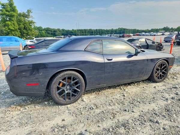 2016 DODGE CHALLENGER SXT Plus