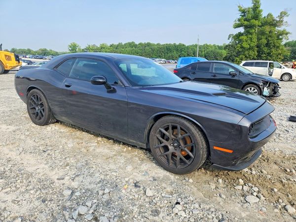 2016 DODGE CHALLENGER SXT Plus