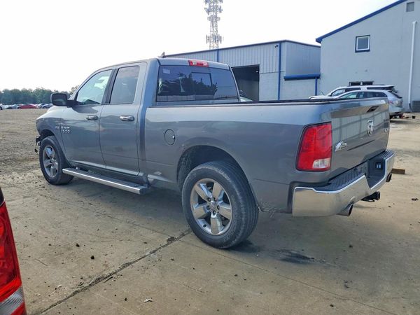 2013 RAM 1500 SLT