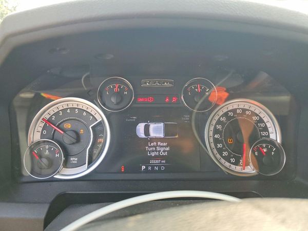 2013 RAM 1500 SLT
